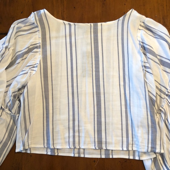 NWT Romeo + Juliet couture size M crop top - Picture 4 of 7